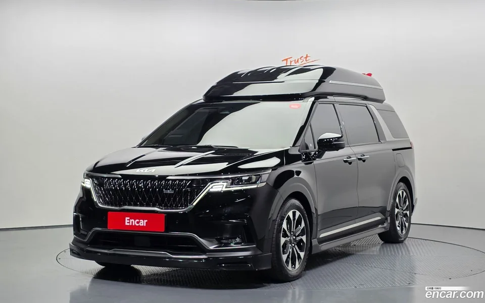 Kia Carnival 9 () 2022 — фото 1, купить с доставкой в Москву