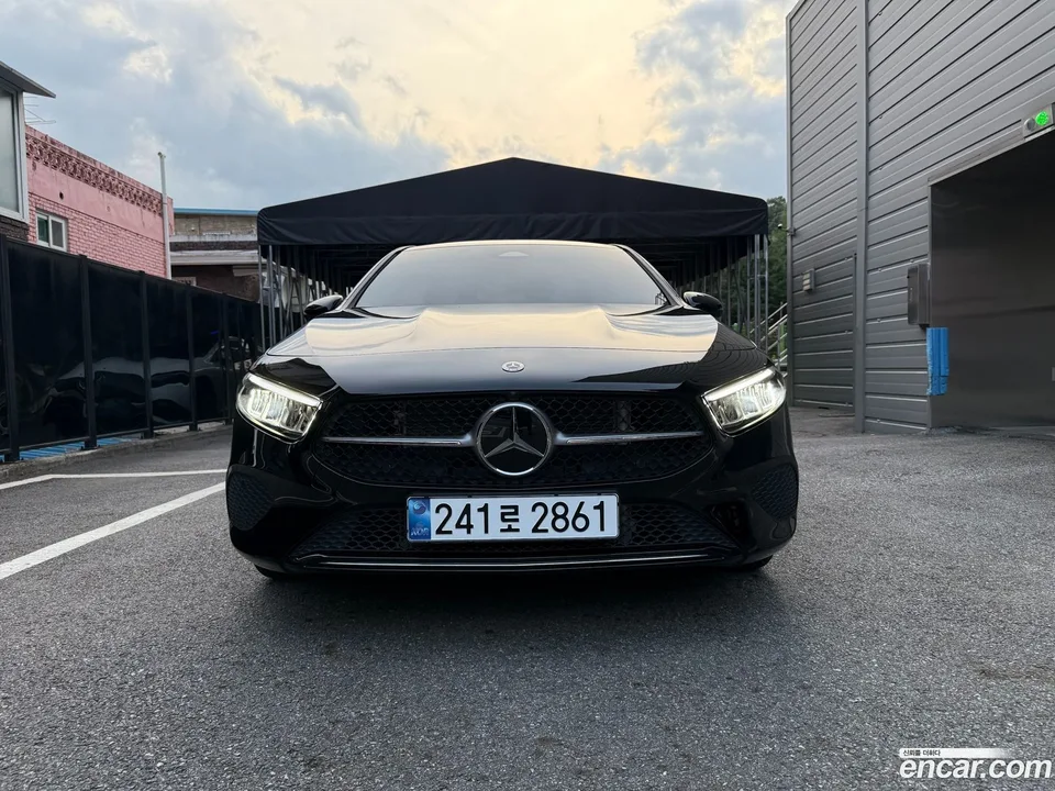 Mercedes-Benz A-Class A220 2025 — фото 1, купить с доставкой в Москву