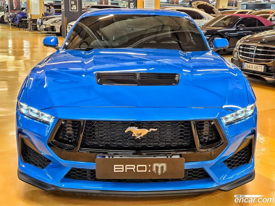 Ford Mustang 5.0 GT 2025 — photo 1, buy with delivery to Moscow