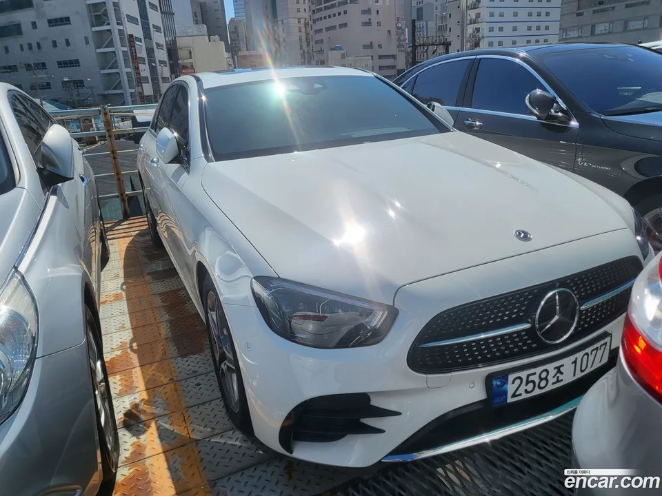 Mercedes-Benz E-Class E250 AMG Line 2023 — миниатюра 3