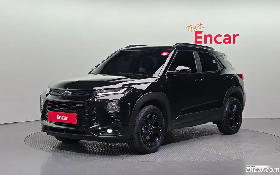 Chevrolet Trailblazer 1.3 4WD 2023 — фото 1, купить с доставкой в Москву