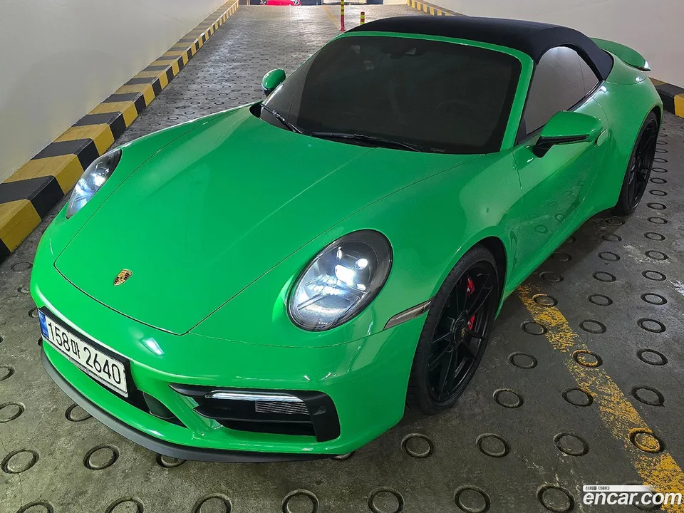 Porsche 911 (992) 4 GTS 2022 — миниатюра 3