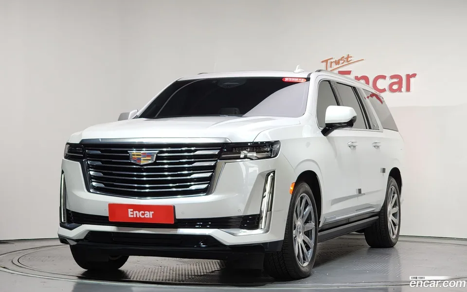 Cadillac Escalade 6.2 ESV 2023 — фото 1, купить с доставкой в Москву