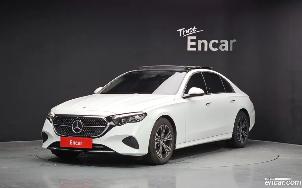 Mercedes-Benz E-Class E200 2025 — фото 1, купить с доставкой в Москву