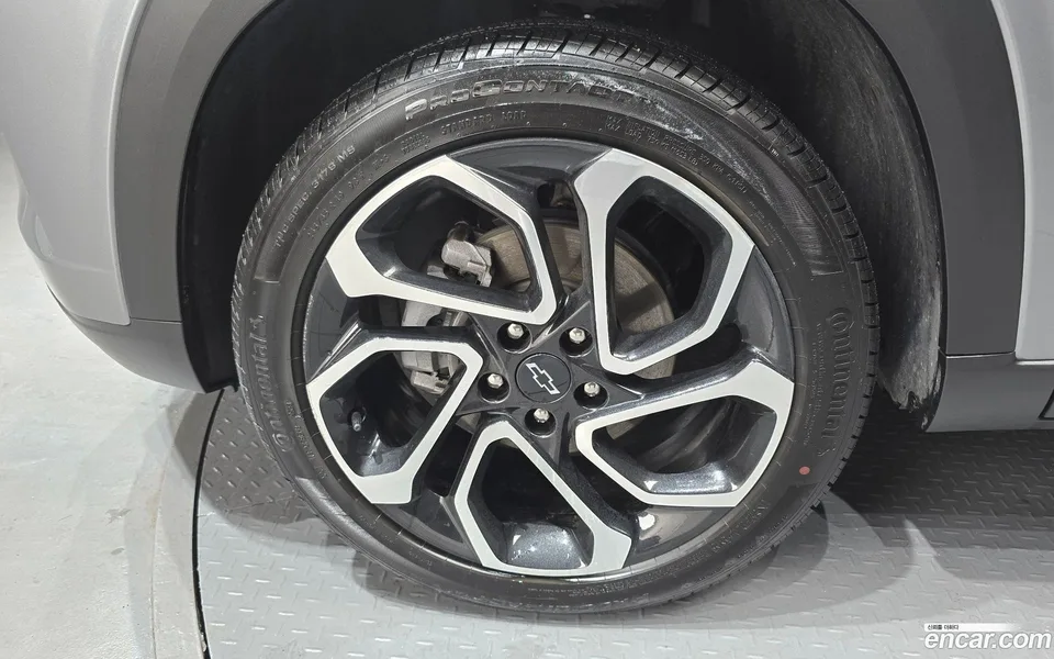 Chevrolet Trax Crossover 1.2 RS 2023 — миниатюра 2