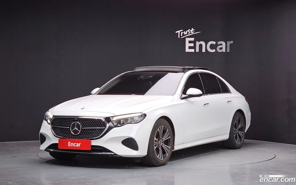 Mercedes-Benz E-Class E200 2025 — фото 1, купить с доставкой в Москву