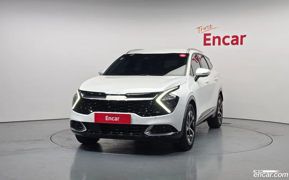 Kia Sportage Hybrid 2WD 2023 — миниатюра 3