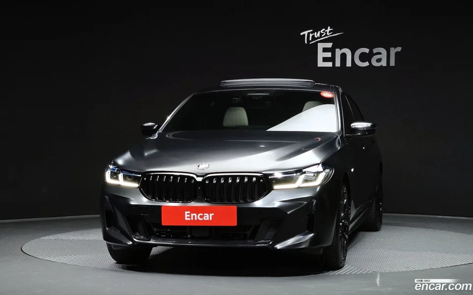 BMW 6 Series GT 630i xDrive M 2024 — миниатюра 3