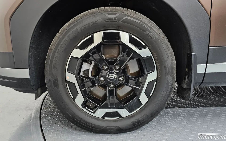 Hyundai SantaFe 2.5T 2WD 2024 — миниатюра 2
