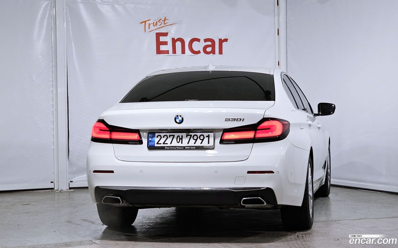BMW 5 Series 2022 — 4