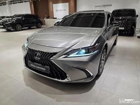 Lexus ES 300h 2024 buy in Moscow