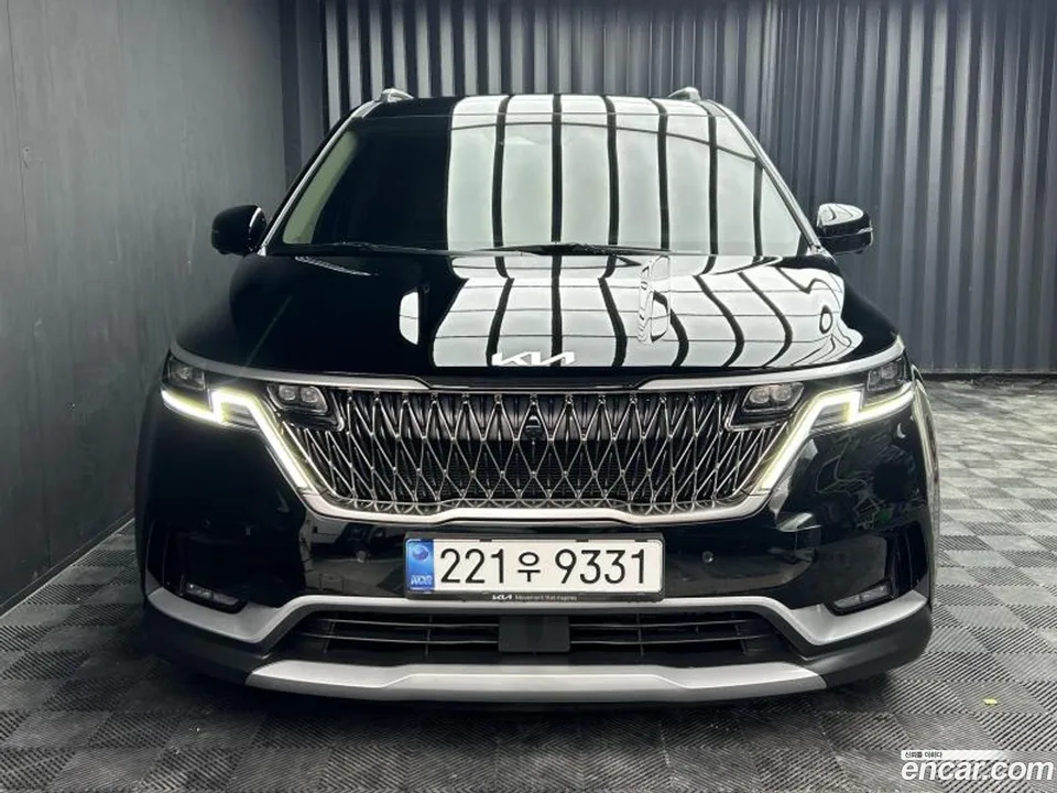 Kia Carnival 9 2022 — фото 1, купить с доставкой в Москву