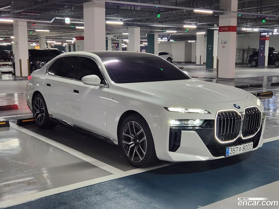 BMW 7 Series 740d xDrive M 2025 — миниатюра 2