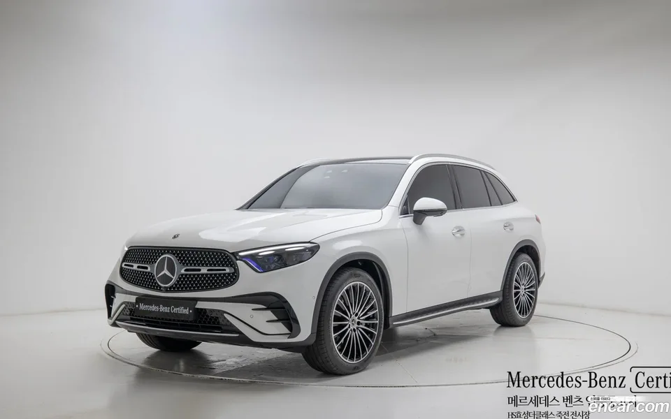 Mercedes-Benz GLC-Class GLC300 4MATIC AMG Line 2025 — фото 1, купить с доставкой в Москву