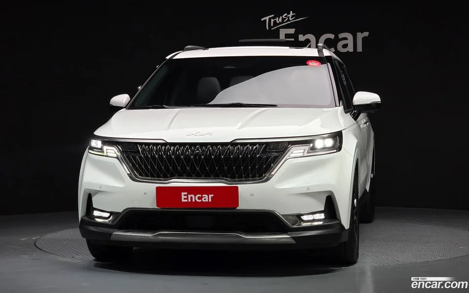 Kia Carnival 7 2023 — миниатюра 3