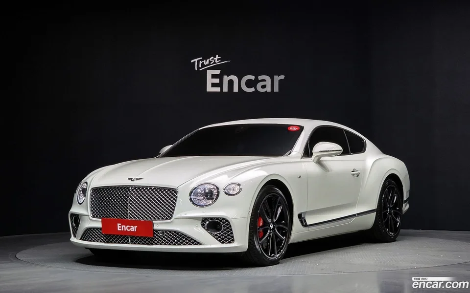 Bentley Continental GT 4.0 GT 2022 — фото 1, купить с доставкой в Москву