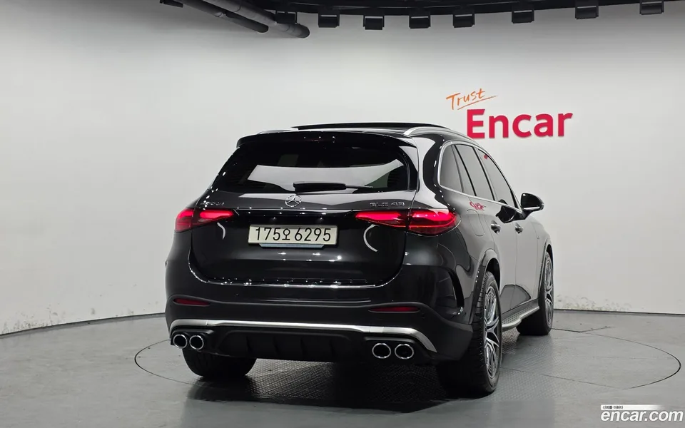 Mercedes-Benz GLC-Class AMG GLC43 4MATIC 2025 — миниатюра 4