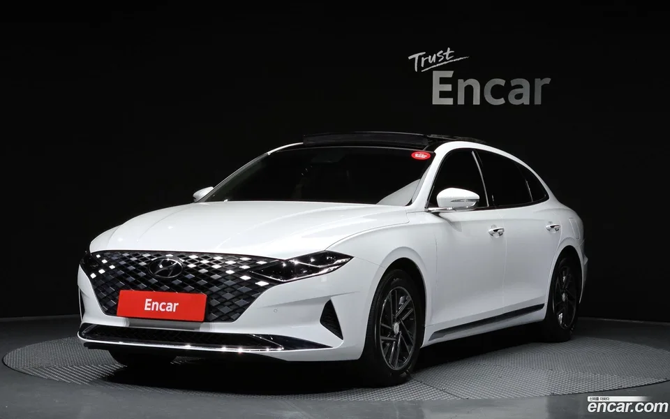 Hyundai Grandeur IG 3.0 LPi () 2022 — фото 1, купить с доставкой в Москву