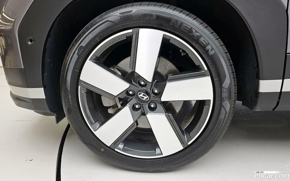 Hyundai SantaFe 2.5T 2WD 2023 — миниатюра 5