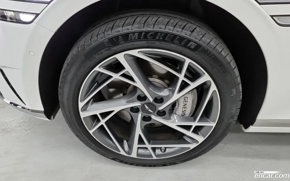 Genesis G90 3.5 AWD 2023 — thumbnail 5