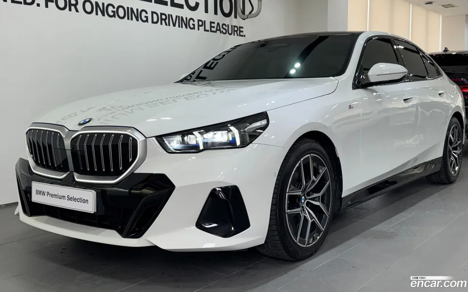 BMW 5 Series 2024