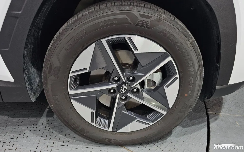 Hyundai Tucson NX4 1.6 2WD 2025 — миниатюра 2