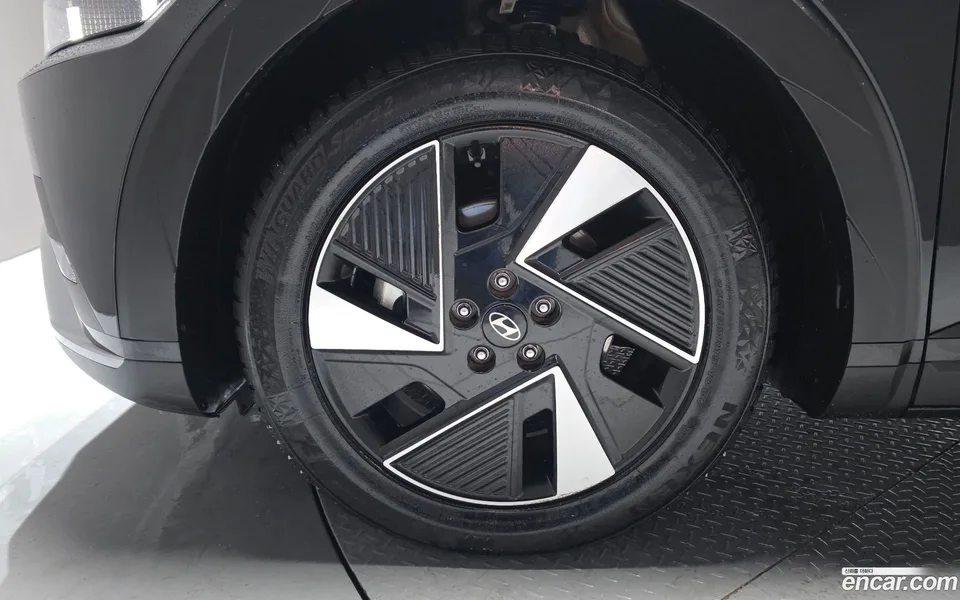 Hyundai Ioniq 5 AWD 2024 — миниатюра 2