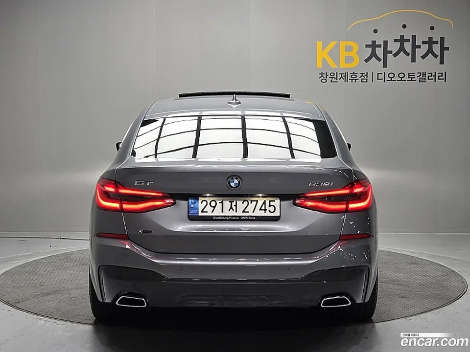 BMW 6 Series GT 630i xDrive M 2023 — миниатюра 4