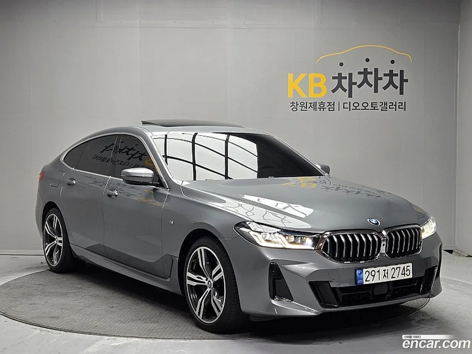 BMW 6 Series GT 630i xDrive M 2023 — миниатюра 5
