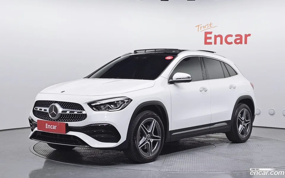 Mercedes-Benz GLA-Class GLA250 4MATIC 2023 — фото 1, купить с доставкой в Москву