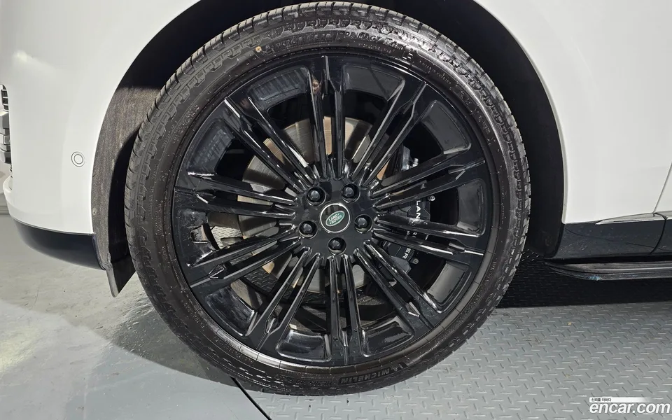 Land Rover Range Rover P530 AB LWB 2025 — миниатюра 2