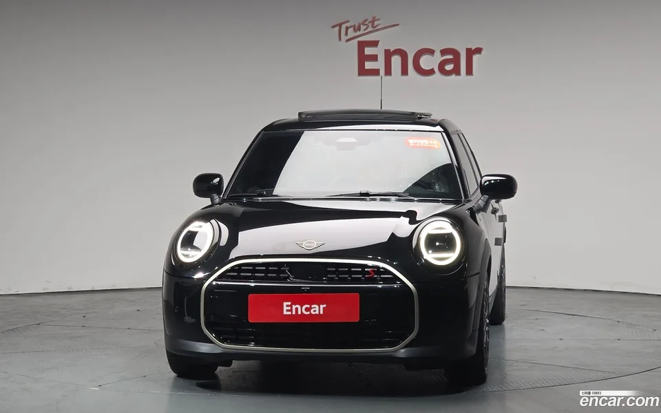 MINI Cooper S 5 2024 — миниатюра 3