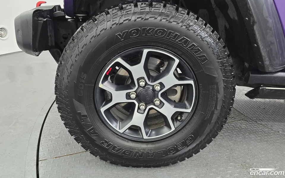 Jeep Wrangler 2.0 4 2023 — миниатюра 2