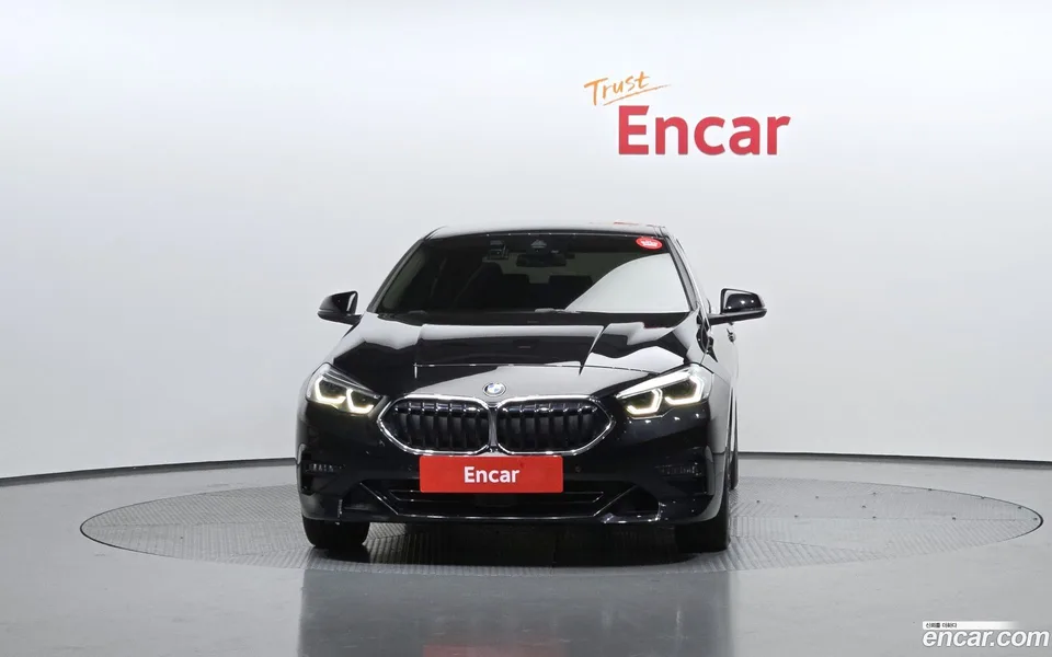 BMW 2 Series Gran Coupe 220i 2024 — миниатюра 3