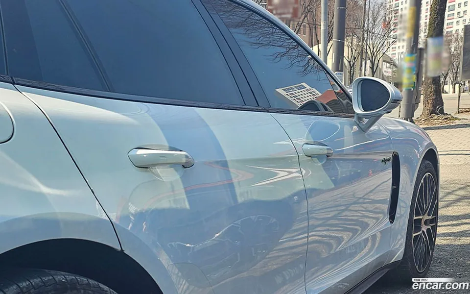 Porsche Panamera (971) 2.9 AWD E- 2023 — миниатюра 3