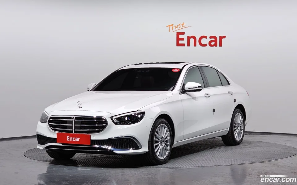Mercedes-Benz E-Class E250 2023 — фото 1, купить с доставкой в Москву