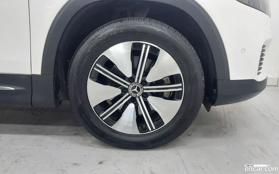 Mercedes-Benz EQB EQB300 4MATIC 2023 — миниатюра 5