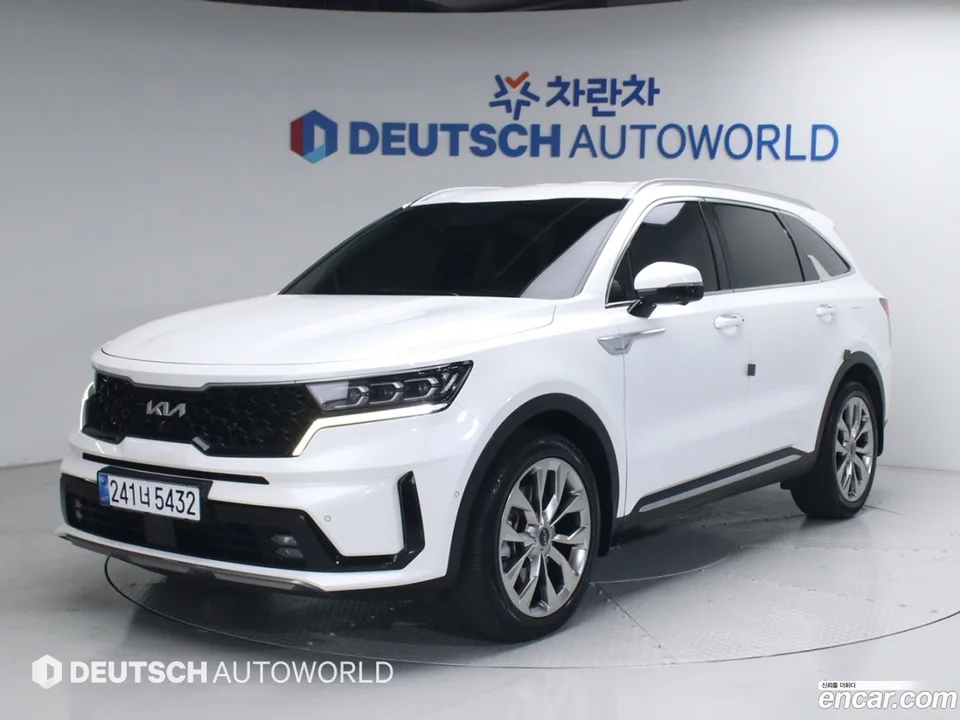 Kia Sorento 2.5T 2WD 2022 — фото 1, купить с доставкой в Москву