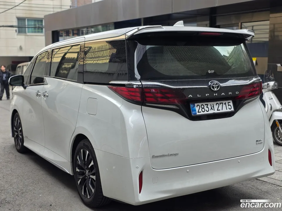 Toyota Alphard 2.5 HEV AWD 2025 — миниатюра 4