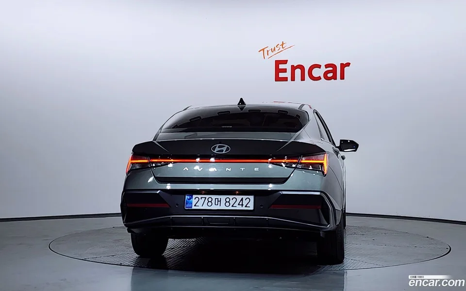Hyundai Avante CN7 Hybrid 2025 — миниатюра 4