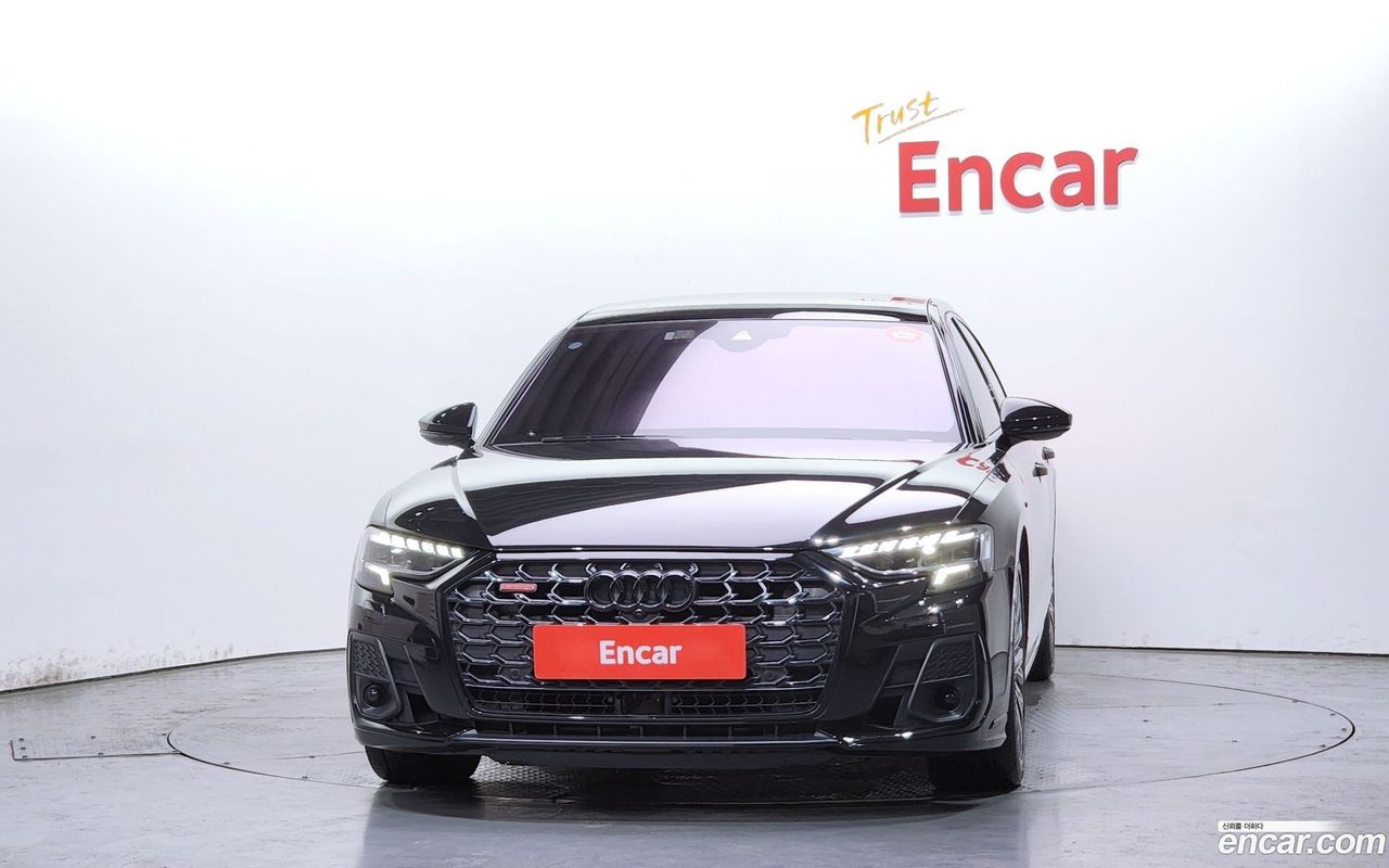Audi A8 2022 — 3