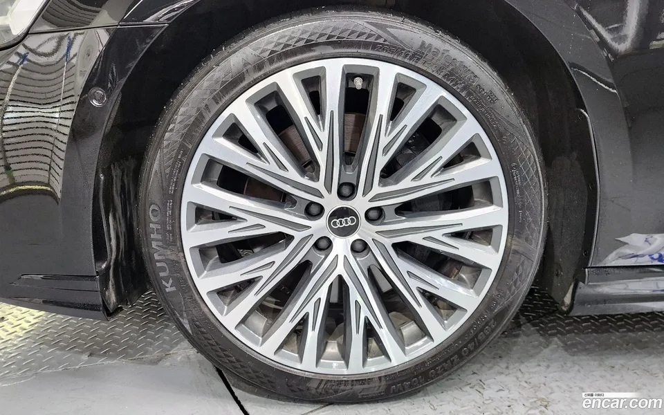 Audi A8 55 TFSI LWB 2022 — миниатюра 5