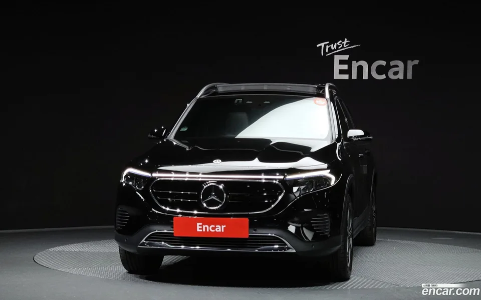 Mercedes-Benz EQB EQB300 4MATIC 2024 — миниатюра 3