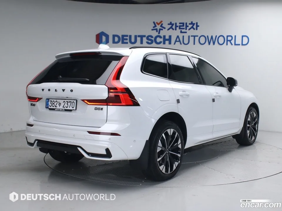 Volvo XC60 B5 2025 — миниатюра 4