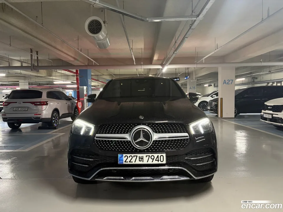 Mercedes-Benz GLE-Class GLE400d 4MATIC 2023 — фото 1, купить с доставкой в Москву