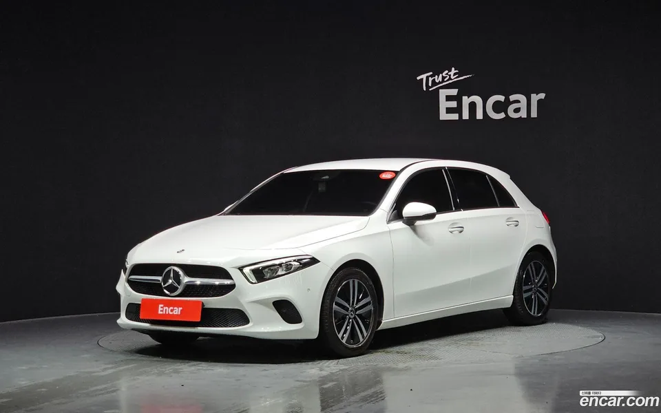 Mercedes-Benz A-Class A220 2022 — фото 1, купить с доставкой в Москву