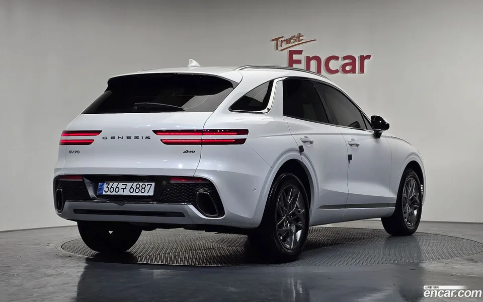 Genesis GV70 2.5T AWD 2023 — миниатюра 2