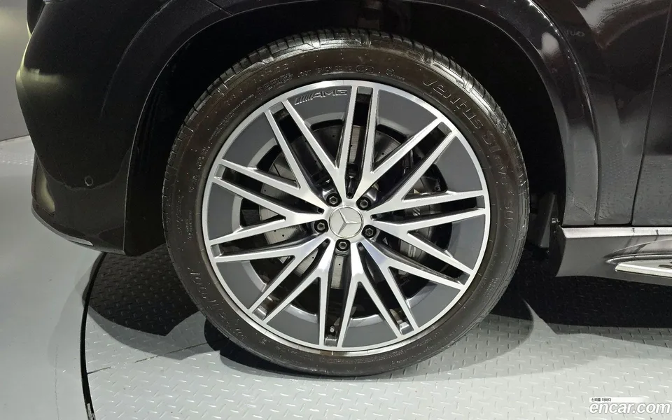 Mercedes-Benz GLE-Class AMG GLE53 4MATIC+ 2024 — миниатюра 5