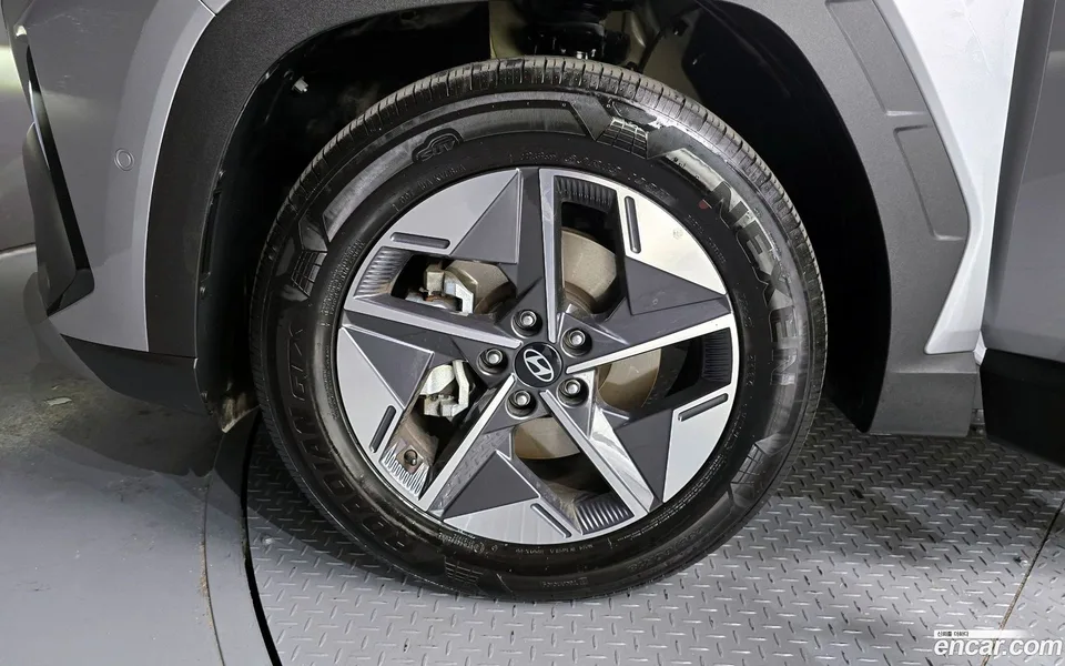 Hyundai Tucson NX4 2.0 2WD 2025 — миниатюра 2