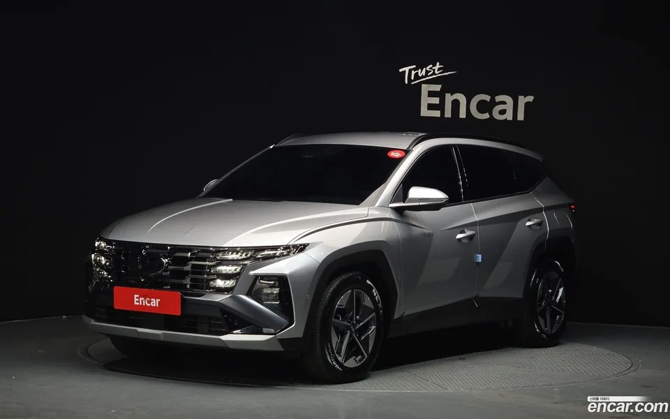 Hyundai Tucson NX4 2.0 2WD 2025 — фото 1, купить с доставкой в Москву